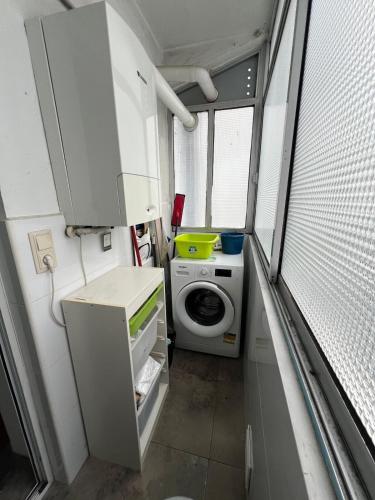 Amplio piso de 3 dormitorios en Madrid, luminoso y bien comunicado de estancia temporal no turístico