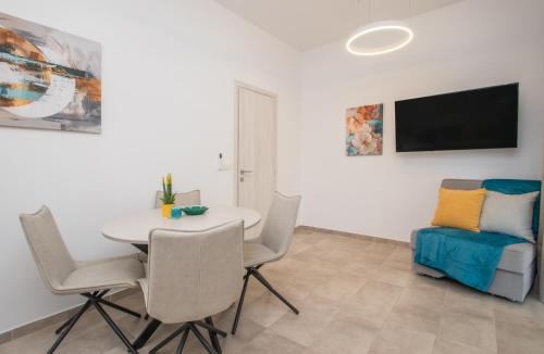 TV o dispositivi per l'intrattenimento presso SaltWater Suites Zante