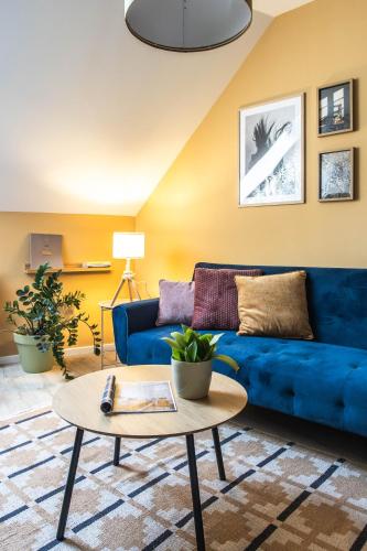 V10D Apartment by HBO