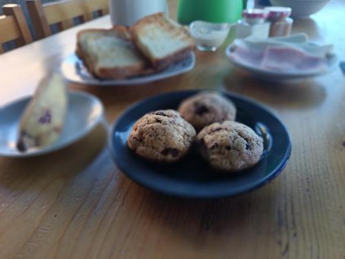 B&Bの敷地内または近くでの食事または食べ物