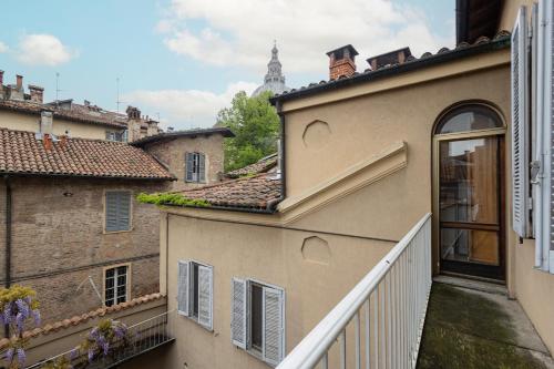 a view from the balcony of a building at Duomo di Pavia - Comodo bilocale in centro città in Pavia