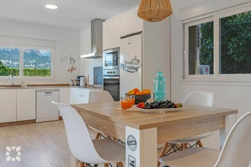Villa Socrates by Abahana Villas