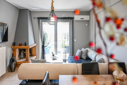 Cozy Retreat in Anavyssos for 4