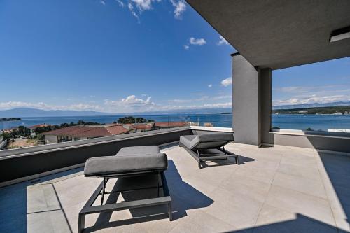 Luxury Penthouse Mia with panoramic sea view by Irundo