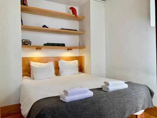 Sunny Apartment in Town with Terrace