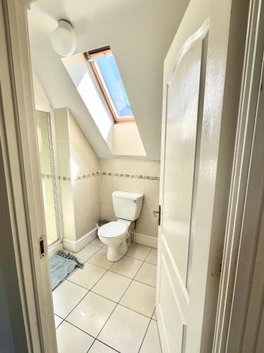 Gallery image of Large 3 bedroom family home in Maganey