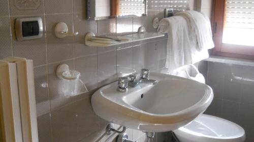 Koupelna v ubytování Hotel Diana