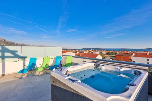 Luxury Apartment Carpe Diem, Roof Terrace with Jacuzzi