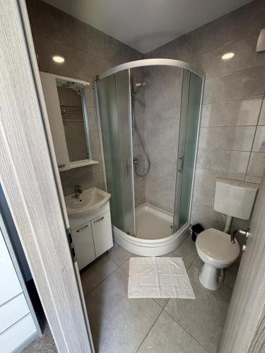 Koupelna v ubytování London Rooms Zagreb Airport