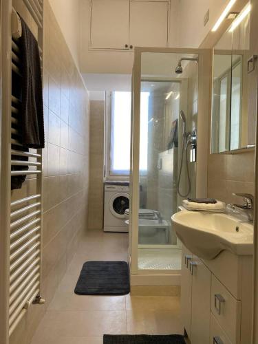 Elegant & Chic Navigli Apartment