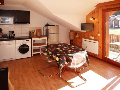Appartement avec Piscine, Sauna, Hammam et Wifi aux Pieds des Pistes, Les Orres 1800 - FR-1-322-92