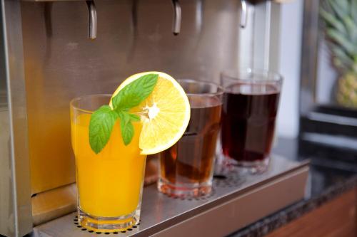 Minuman di Downtown Sirkeci Hotel