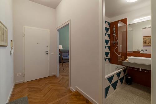 GuestHost - Rione Prati Apartments