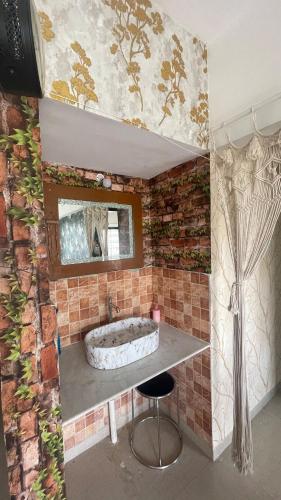 Ένα μπάνιο στο Lucky Home, Full apartment with balcony