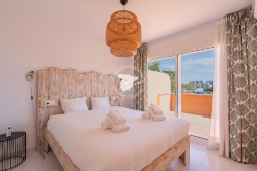 Postel nebo postele na pokoji v ubytování CostaBlancaDreams Casa Colari 2 in Calpe