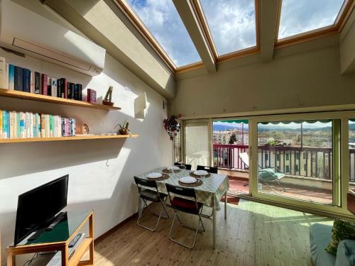 A television and/or entertainment centre at Settesanti Vintage Attic