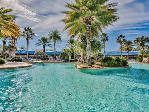 5 Star Resort 7th FL Sunrise Poolview Private Balconies Beach Gear Shuttle游泳池或附近泳池