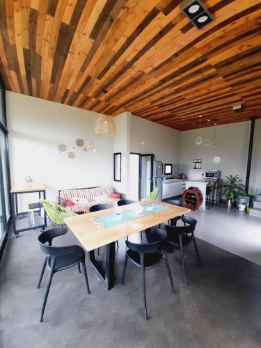 Η κουζίνα ή μικρή κουζίνα στο Casa RACO