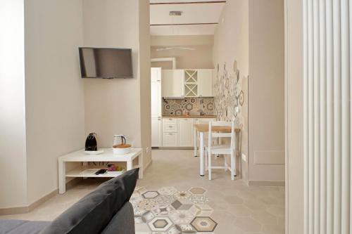 Cozy new flat near the Station!