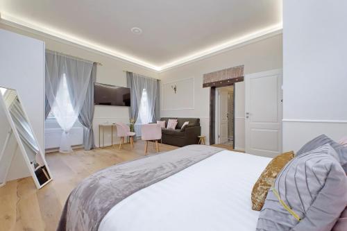 Cozy new flat near the Station!