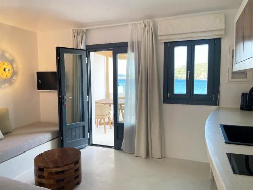 A television and/or entertainment centre at Faros Residences
