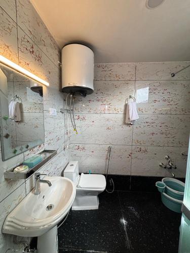 Fotografie z fotogalerie ubytování Hotel Romania Sonamarg v destinaci Dardawudur