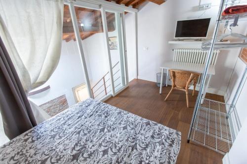 Cozy apartment in San Frediano