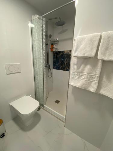 Koupelna v ubytování BENALBEACH LOFT Encatador