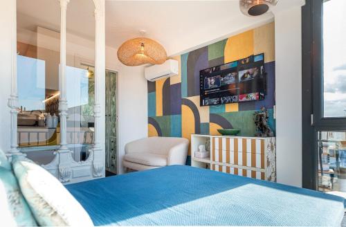Regency Luxe Studio