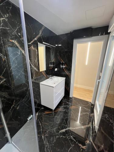 Koupelna v ubytování Astorga suites-VUT1308