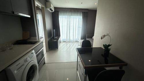 Η κουζίνα ή μικρή κουζίνα στο Perfect condo, BTS Thong lo 5mins by walking