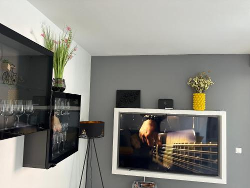 Luxury Apartment PalmView mit Whirlpool und Terrasse
