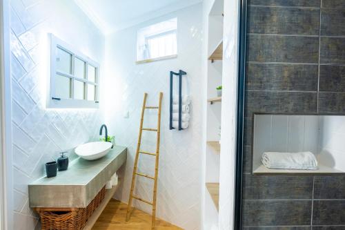 Et badeværelse på Gaeiras Private Pool