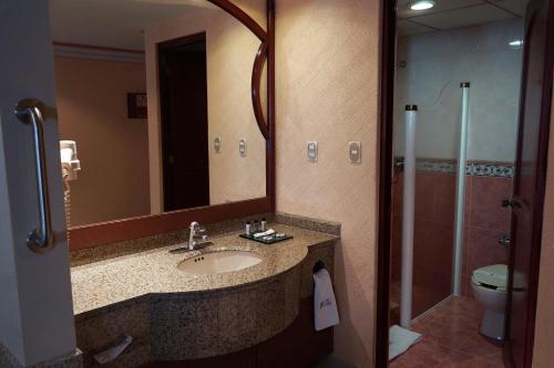 Vannituba majutusasutuses Hotel Monaco