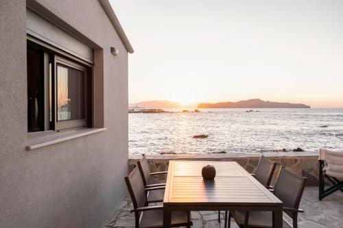 Paradise for Couples, Next to Soothing Waves