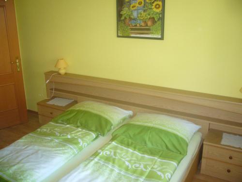 Postel nebo postele na pokoji v ubytování Ferienhof Fischenhaus