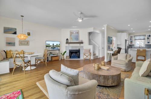 Et opholdsområde på Yacht Harbor Court 4 by Wild Dunes, Golf View