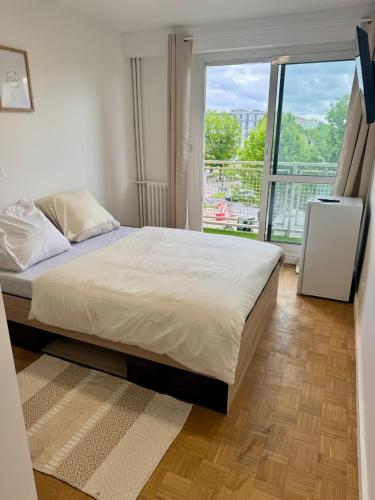 Postel nebo postele na pokoji v ubytování Manuela Home