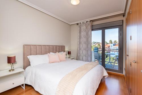 COSTA DEL SOL LUXURY APARTMENT With AMAZING SEA VIEWS