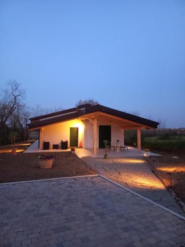 Το κτήριο όπου στεγάζεται  ο ξενώνας