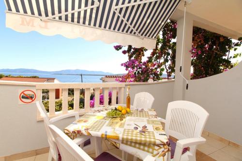 Apartments by the sea Zivogosce - Blato, Makarska - 24290