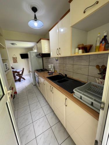 Η κουζίνα ή μικρή κουζίνα στο Appartement proche de la mer