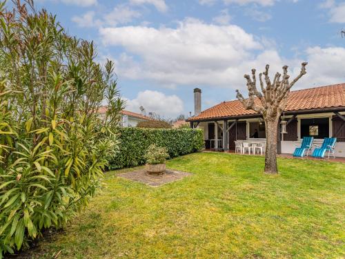 Maison à Sanguinet pour 3 pers, 200m du lac, terrasse et jardin - FR-1-521-250