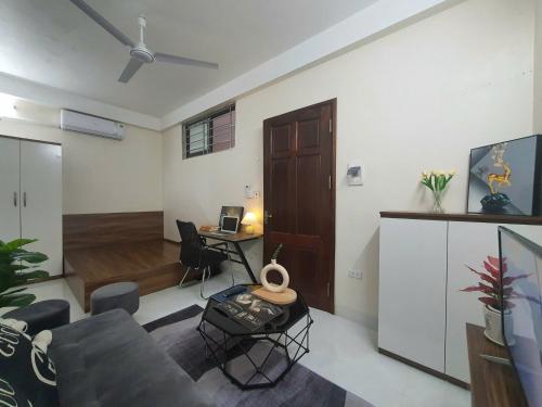 Χώρος καθιστικού στο The Little'N Homestay Ha Noi 59