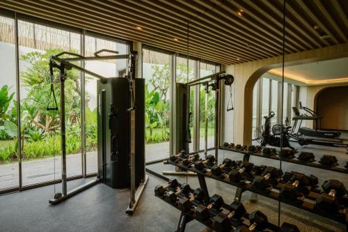 Fitness centrum a/nebo fitness zařízení v ubytování Noema Resort Pererenan