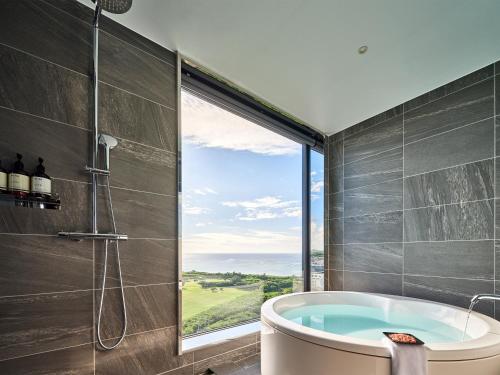Un baño de seven x seven ISHIGAKI