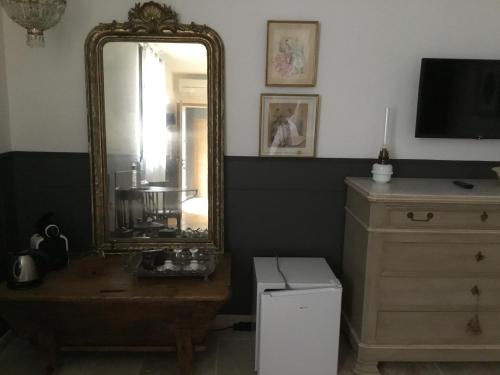 Dapur atau dapur kecil di LE MAS DES AUGES