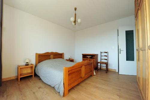 Cama o camas de una habitación en Les Balcons du Chasseral, Maîche, gîte 15 couchages