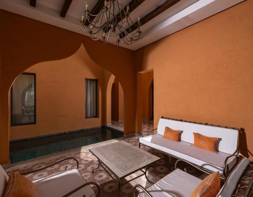 Ein Sitzbereich in der Unterkunft Yin Hotel & Spa