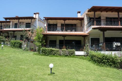 Coral VIlla by Luxlikehome